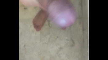 Preview 1 of Hot Mom F - Joven masturb&aacute_ndose