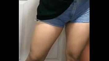 Preview 1 of Mi Khlifa - Sexy chica lo mueve como Diosa