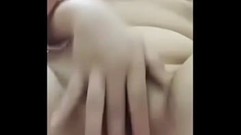 Preview 2 of Free Sex And Porn - Th&egrave_m chịch qu&aacute_ em l&agrave_m ở si&ecirc_u thị hay thủ d&acirc_m trong wc