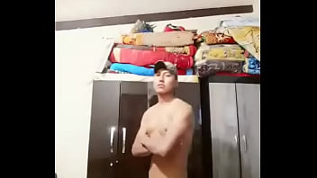 Preview 2 of Ratu Ratu Porn - Demostrando la dotacion el nene