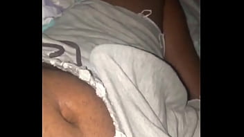 Preview 2 of Teen Willa - Tes&atilde_o a mil