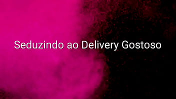 Preview 1 of Asian Young Incest - dando o cusinho pro delivery video completo no bolivianamimi e no meu grupo vip de whatsapp 11975740713
