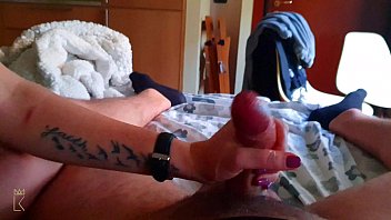 Preview 3 of Jaapn Xxx - Non voglio fare sesso ma gli faccio una sega con un giocattolo erotico - Leaeken ITA