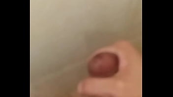 Preview 1 of Porn Oversee - Muito leite para as novinhas