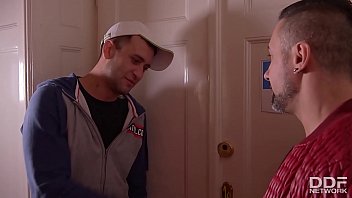 Preview 1 of 4k Xvideos - Busty blonde Angel Wicky takes a big boner deepthroat and a cock in her ass