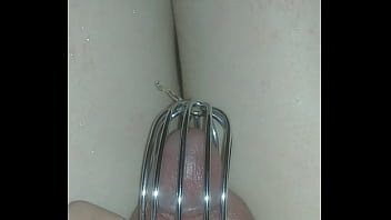 Preview 1 of Dshi Sxs Mms - sissy pissing herself again with a new chastity