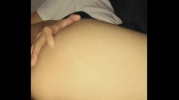 Preview 1 of Kat Arina Duck - Se COGE por el ANO a su Novia! Estudiante Mexicana DISFRUTA la VERGA de su Novio por el CULO! Le ASUSTA pero le GUSTA!!  Video Casero!