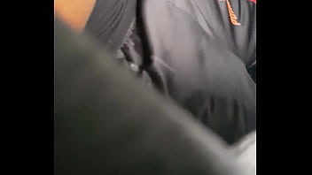 Preview 3 of Find Someone - Autob&uacute_s bulge parte 4