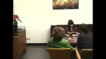 Preview 4 of Katrina Kaif Real Sex Videos - Pinkeln im Wohnzimmer