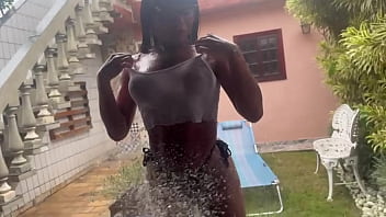 Preview 4 of Tranny Jessy Lemos - GANHEI O CONCURSO DA CAMISETA MOLHADA DO AMOR