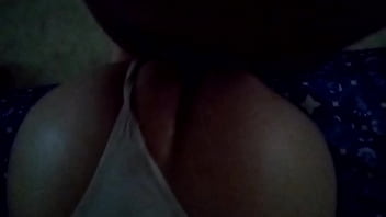 Preview 2 of Mom And Soon Gril Friend - Le encanta mi verga a mi prima