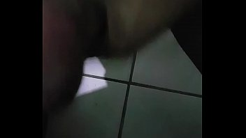 Preview 4 of Shemale Pron Hub - Punhetinha pra aliviar gostoso....