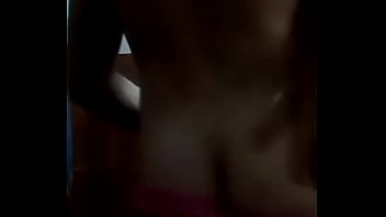 Preview 3 of Porn Ubud - GULOSO BRINCANDO COM A TOALHA NA BUNDA PT 1
