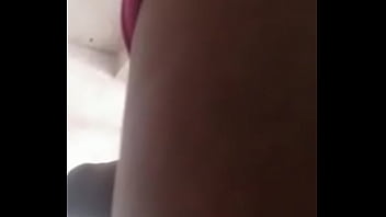 Preview 2 of Fuck Estate Buyer - Pret&atilde_o mostrando seu corp&atilde_o