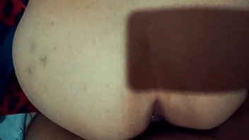 Preview 2 of Breasts Usa Short Skirt - Mi tio entra a mi cuarto cuando me estoy duchando,  me folla mientras mi primo juega en la sala.