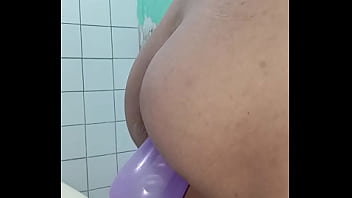 Preview 2 of Clit Bigs - Prepar&aacute_ndome para la chocolatada