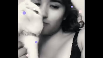 Preview 2 of Dogs Tounge - Jugando con mi gatito