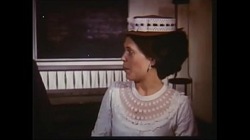 Preview 3 of Mom Rong - Josefine  Mutzenbacher - Wie sie wirklich war 1 - 1976