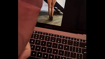 Preview 1 of Xxxnxxxxx Punjabi - Mr Big Dick Uk wanking over the perfect 10/10 ass on Lola Stone