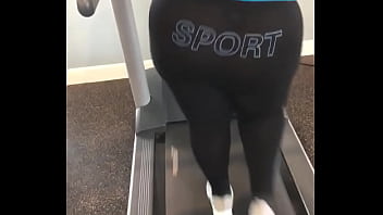 Preview 2 of Bigbootybitch Culiarme - Mean ass walk