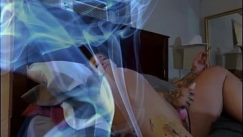 Preview 2 of Hija Pap - Smoke and Cum starring Sally O&#039_Malley