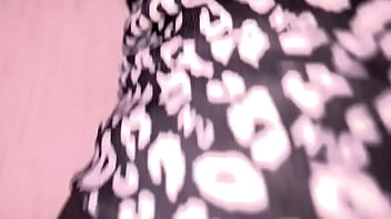 Preview 2 of Saba Ejaz - Esp&iacute_o a mi tia