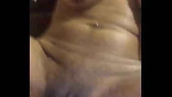 Preview 4 of Xphim Com - Waoo se masturb&aacute_ndose rico