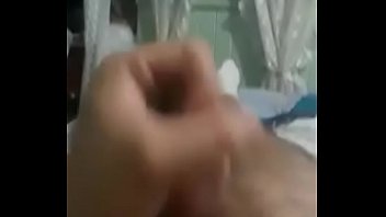 Preview 2 of Sleepyporn - pajita en la cama con corrida
