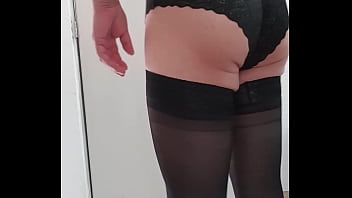 Preview 1 of Moka Mora Tushy - Jugando con tanga y mi verga