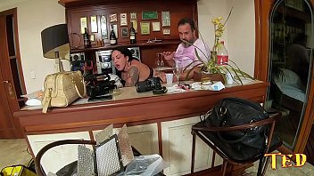 Preview 3 of Feet Fuk - Elisa Sanches bem tranquila nas palavras antes de fuder - Hector Vanille