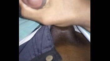 Preview 1 of Dishi Beeg - Neguinho na punheta