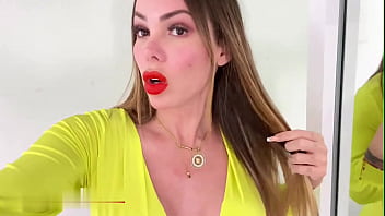 Preview 1 of Simran Telugu Sex - Gia Itzel,  se pone caliente y termina cogiendo con el alba&ntilde_il que remodelaba su casa sin Condon