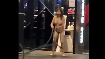 Preview 4 of Sexyxxxx 17year - Edited version of a woman naked in the gym