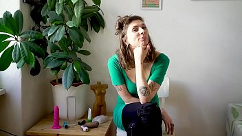 Preview 4 of Argentina Madura - Sweet Jane Cums Hard On Her Sofa