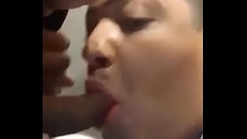 Preview 1 of Actres Hard Xxx - Chupando no trabalho