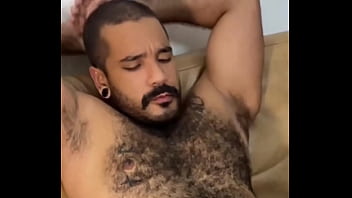 Preview 3 of Findhuge Black Cock Handjob - Felipe Safofo &amp_ Tonh&atilde_o Fodas