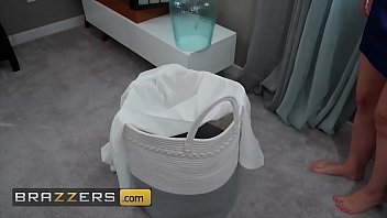 Preview 2 of Nude Turk Sesli Icine - (Codi Vore) Wants Some Alone Time With (Steve Holmes) To Take Every Inch Of His Hard Cock - Brazzers