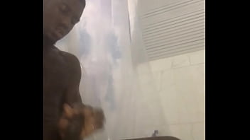 Preview 3 of Shilpa Shetty Fake Nude - Thai girlfriend sucks her boyfriends cock in the shower
