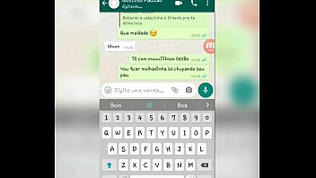 Preview 2 of Famely Vacation - Gostoso do Pauz&atilde_o Gozou mais d. jatos de leite conversando no Zap Zap e fazendo chamada de v&iacute_deo com Sorayyaa - Assista completo no Xvideos RED
