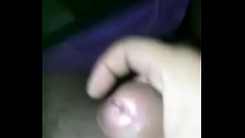 Preview 4 of Roja Full Nude - corrida en la pega lluvia de leche