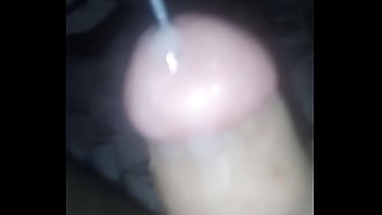 Preview 4 of Big Bute Mom - punheta do novinho