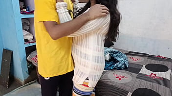 Preview 1 of Sun Force Motors - Esi chudai kar di ki bhabhi khus ho gai boobs and fuking