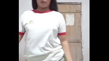 Preview 2 of Salem Sex - Putinha safada