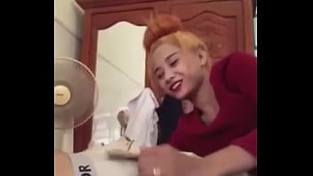 Preview 1 of Indianngirls Sex - Husband uses wife&#039_s mouth to have sex
