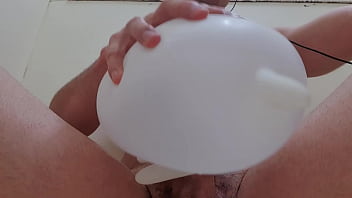 Preview 4 of Teen Baby Srx - Cuzinho de luva