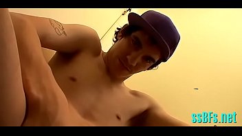 Preview 2 of Eat Puddy - Twink jerking romance