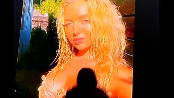 Preview 2 of Mia Malknowa - Peyton List Tribute