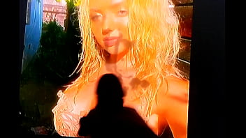 Preview 4 of Mia Malknowa - Peyton List Tribute