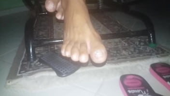 Preview 1 of Gif Cunnilingus Stoya - Gravei os pezinhos lindo da paty ma