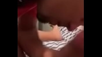 Preview 2 of Anta Xxx Com - Casado sendo mamado pelo o gayzinho